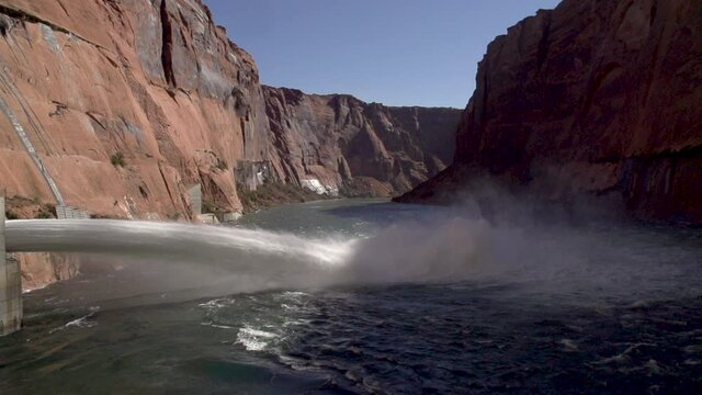 High Flow Experiment at Glen Canyon Dam