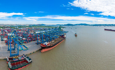 Fototapeta na wymiar Dongguan port, Pearl River Port, Dongguan City, Guangdong Province, China
