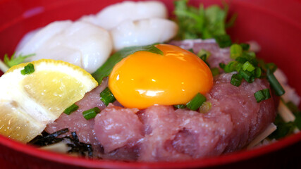海鮮丼