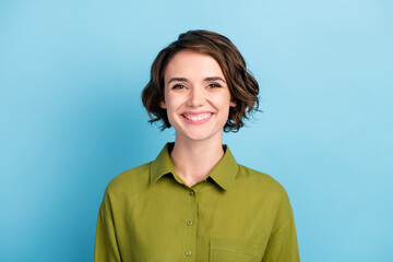 Photo portrait of funny positive optimistic girl with short haircut and wavy hair smiling laughing...