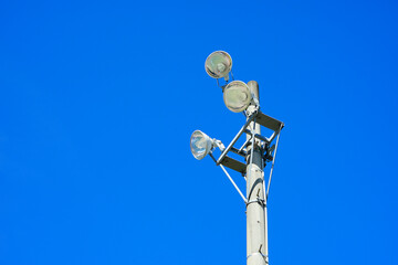 グラウンドの照明灯