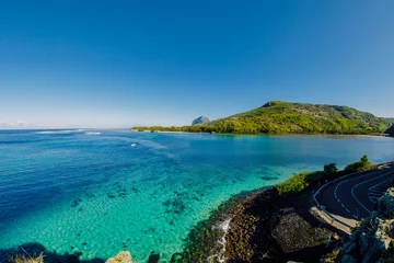 Foto op Plexiglas View to Le Morne from Maconde point with ocean and sunlight in Mauritius © artifirsov