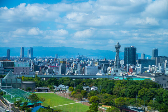 大阪天王寺界隈から弁天町の眺望