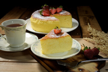 cake with cream and strawberry