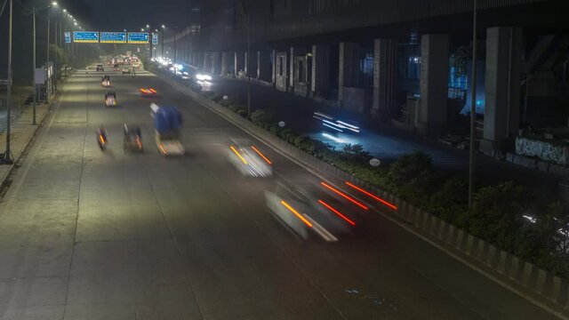 western express highway Mumbai timelapse at night motion lapse Malad Kandivali Borivali metro under construction
