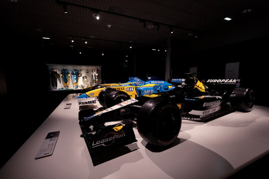Minardi PS01 with which it debuted in formula one Fernando Alonso in the year 2001.