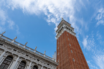 Fototapeta na wymiar Campanile San Marco, Venezia