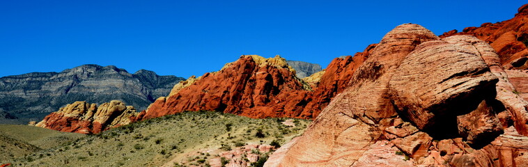 Red Rocky mountain in Vegas