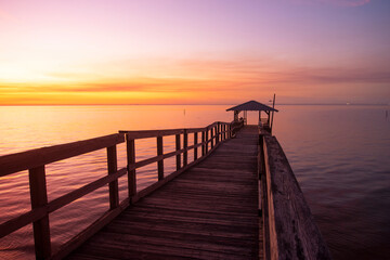 Fototapeta na wymiar Sunset Over Mobile Bay in Fairhope, AL, USA