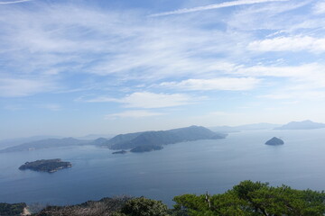 Fototapeta na wymiar 広島宮島からの眺望　瀬戸内海の島々