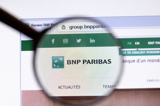 Los Angeles, California, USA - 15 March 2020: BNP Paribas icon on website page. Group.bnpparibas logo visible on display screen, Illustrative Editorial
