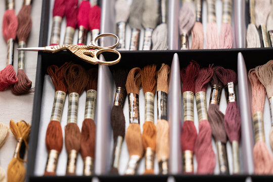 porta hilos y tijeras