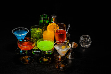 カクテル　Pictures of beautifully colored cocktails