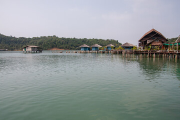 Fototapeta premium Fishing villages lined up in the sea