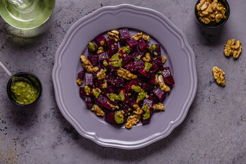 Beetroot, pesto sauce and walnut salad