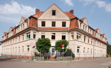 Abbruchreifes entkerntes  altes Wohnhaus, Verden/Aller, Niedersachsen, Deutschland, Europa