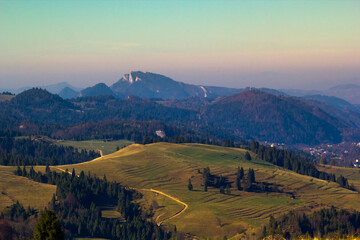 Trzy Korony summit of the Three Crowns Massif. View from Rozdiela Pass, Pieniny Mountains in autumn.