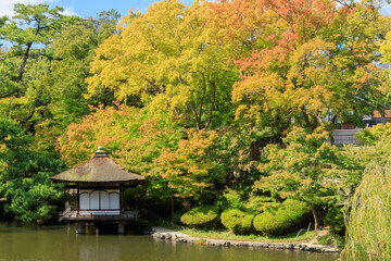 Obraz premium 紅葉渓庭園（西の丸庭園）和歌山城 和歌山県和歌山市 Momijidaniteien Wakayama castle Wakayama-ken Wakayama city