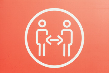 Schild Bitte Abstand halten, Mindestabstand wegen Coronavirus,  Deutschland, Europa