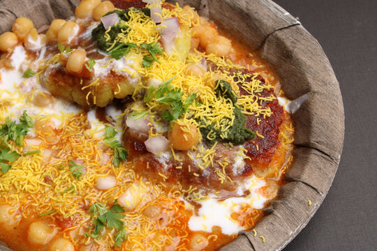 Ragda pattice -Aloo tikki or Potato Cutlet or Patties is a popular Indian street food made with boiled potatoes, spices and herbs served with tamrind chutney and peas curry.
