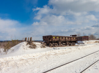 Railway platform at an impasse in the winter