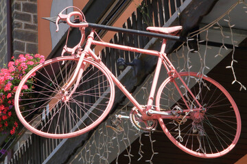 bicicletta rosa, pink bicycle