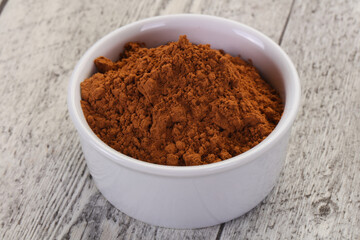 Cocoa powder in the bowl