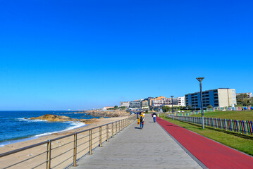 Uferpromenade an der Atlantikküste bei Vila Nova de Gaia - Portugal