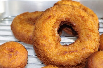 自家製のドーナツ