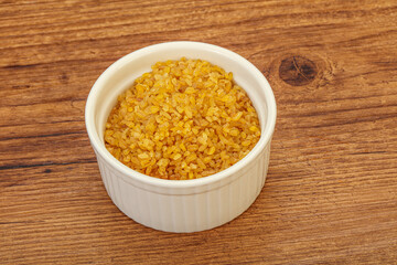 Vegetarian cuisine - dry bulgur for cooking