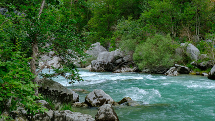 Verdon river streaming among the mountains