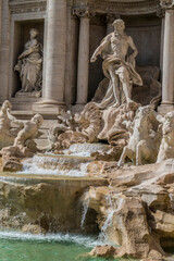 Fototapeta na wymiar The famous Fountain of Trevi in Rome