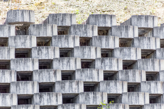 Mur de sout&egrave;nement v&eacute;g&eacute;talisable 
