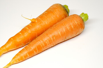二本の立派なにんじん