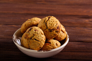 Date cookies in a bowl