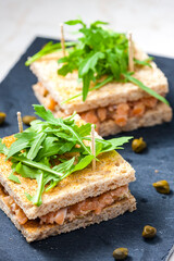 salmon tartare in toast bread