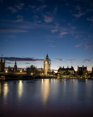 Fototapeta na wymiar Portrait, long exposure shot of Westminster palace at sunset