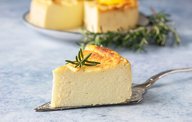 Lemon vanilla cheesecake decorated with rosemary, mint and lemon slices. Ricotta no crust...
