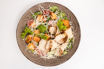 Salad with fresh chicken and toast