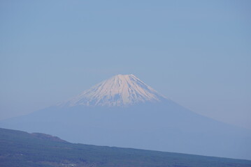 Fototapeta premium Mt. Fuji seen from the plateau of Nagano Prefecture