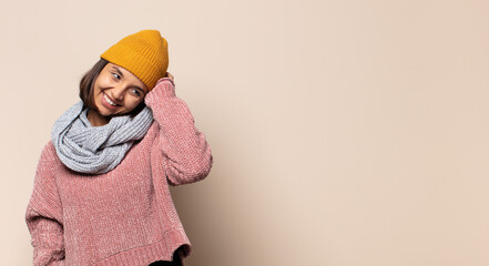 young woman feeling confused and clueless, wondering about a doubtful explanation or thought