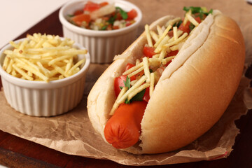 simple hot dog with Vinaigrette and Potato Straw
