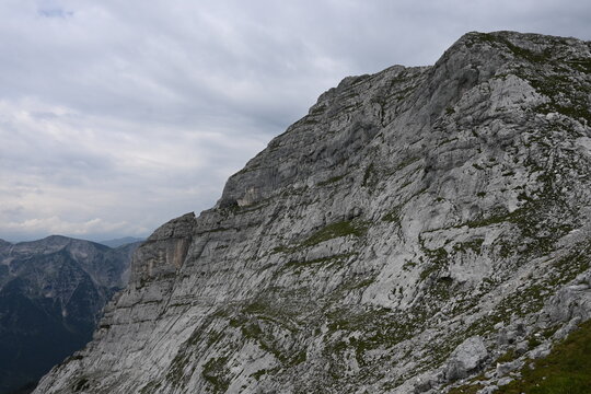 Wandern Bergsteigen auf den Guffert den Hausberg der Münchner in Tirol Österreich bei Achenkirch Rofan