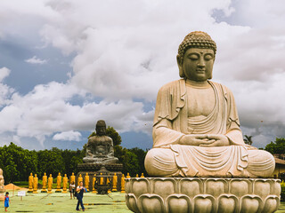 Fototapeta premium buddha statue