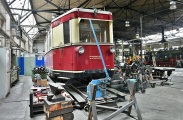 Schienenbus T1 in der Werkstatt