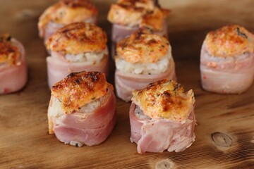 Japanese rolls with bacon rice and mussels