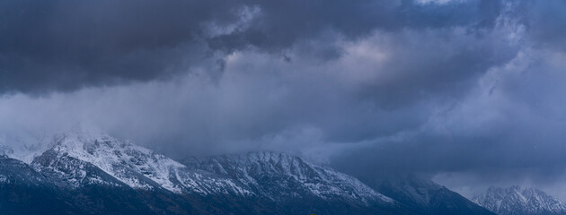 Obraz premium Clouds and Peaks, Grand Teton National Park, Wyoming, Usa, America