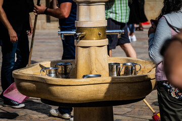 orthodox jews at the wailing wall in jerusalem