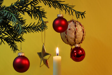 christmas tree decorations