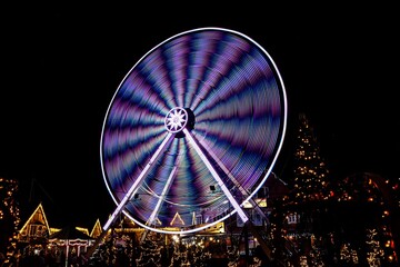 Ferris wheel at night (Light Painting)